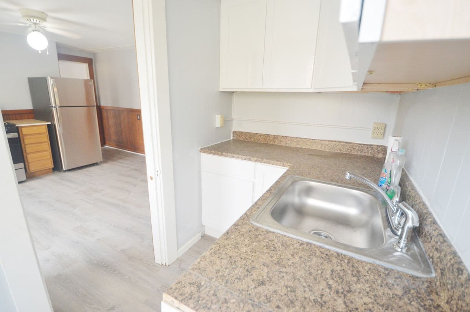 Fitchburg Apartment: 38 Cascade Street