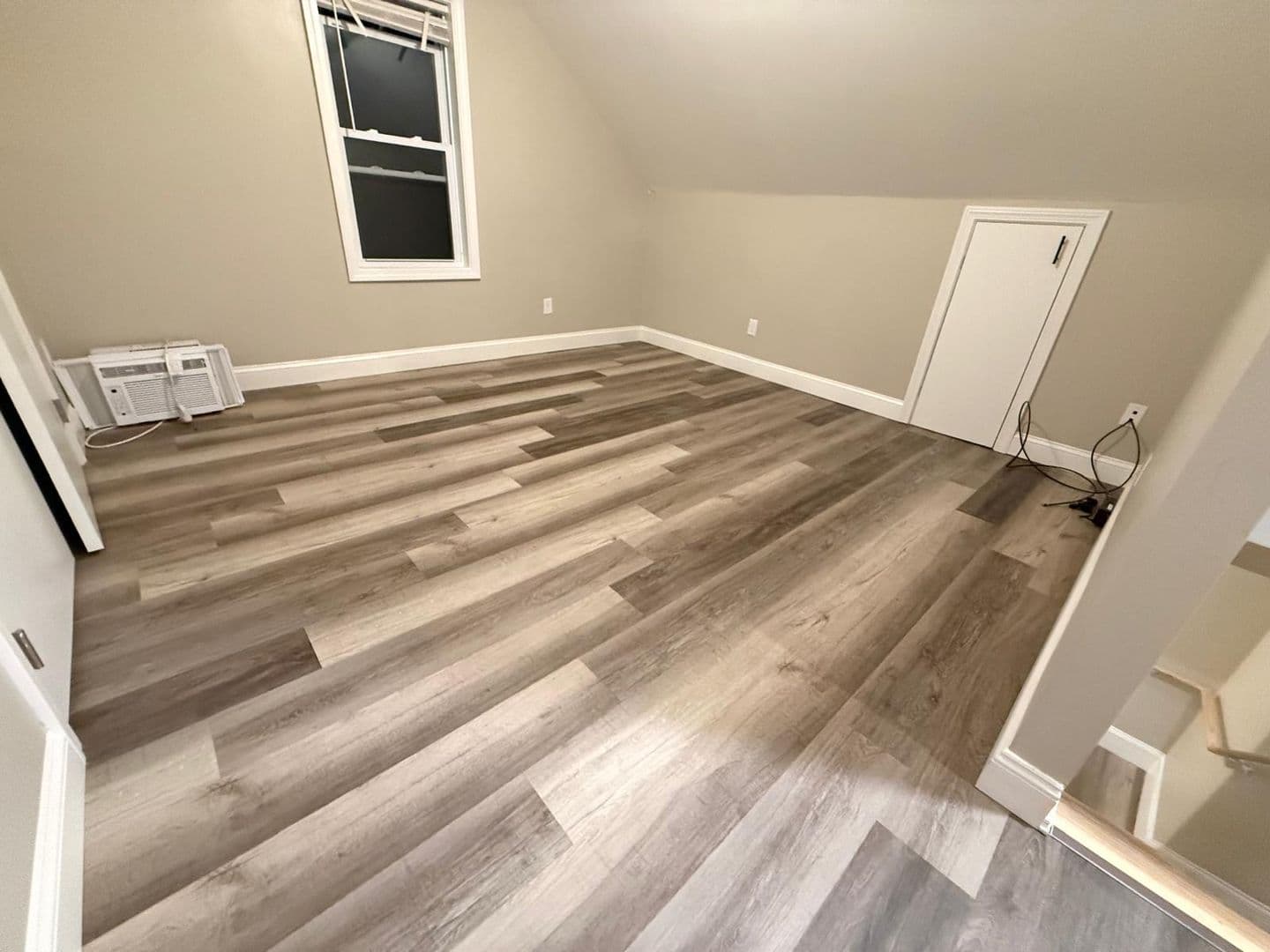 Fitchburg Apartment: 52 Myrtle Ave