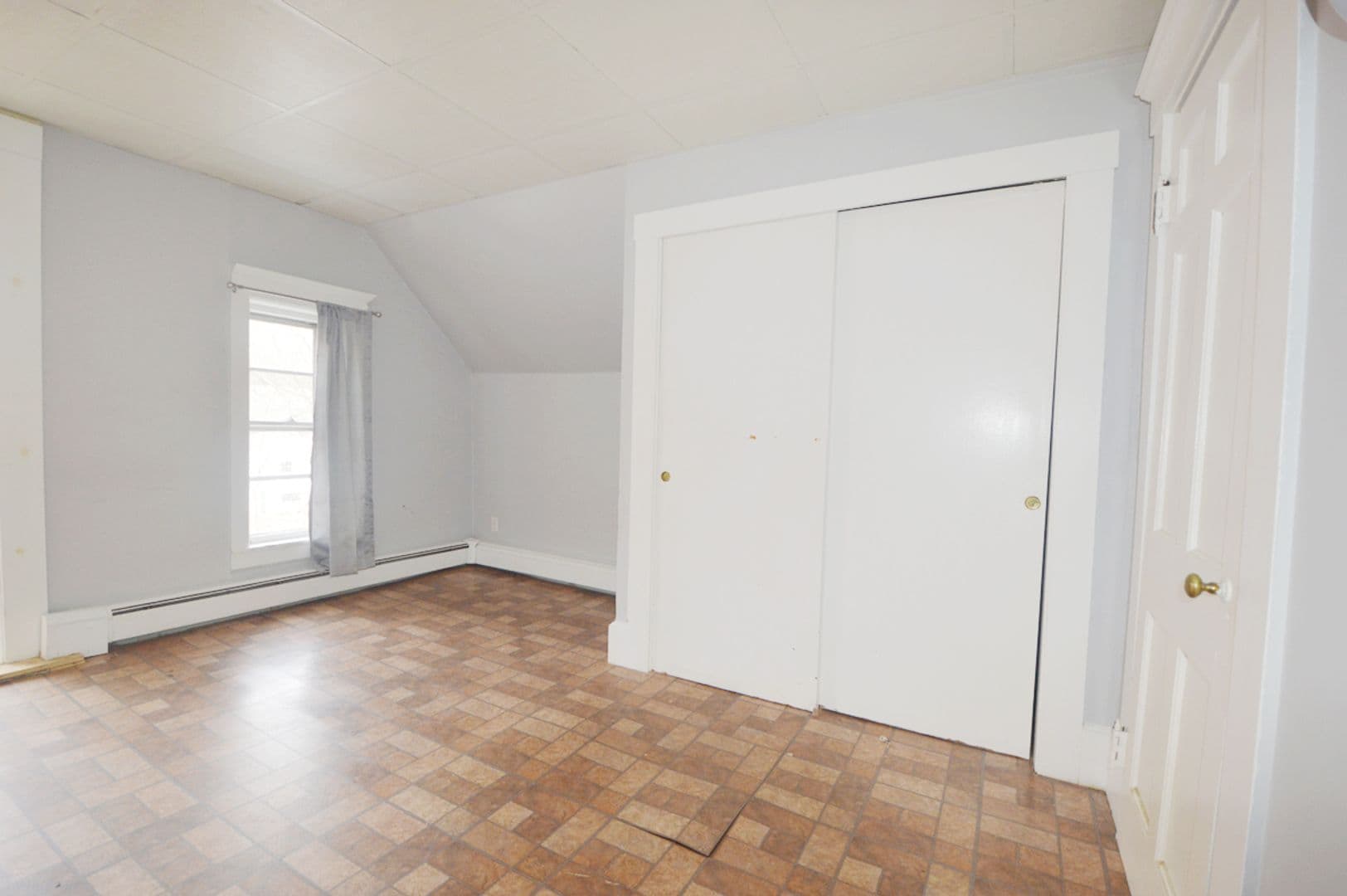 Gardner Apartment: 17 - 19 Walnut Street