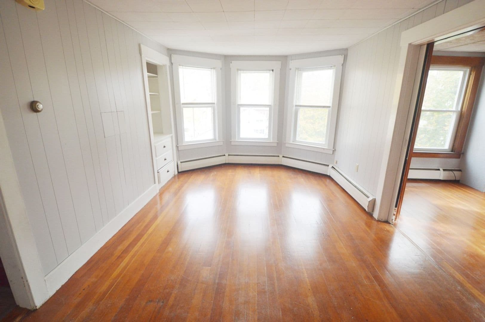Fitchburg Apartment: 38 Cascade Street