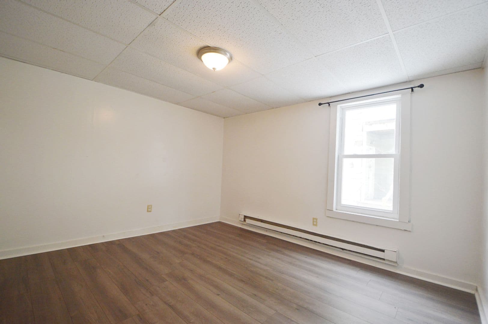 Gardner Apartment: 191 Main Street