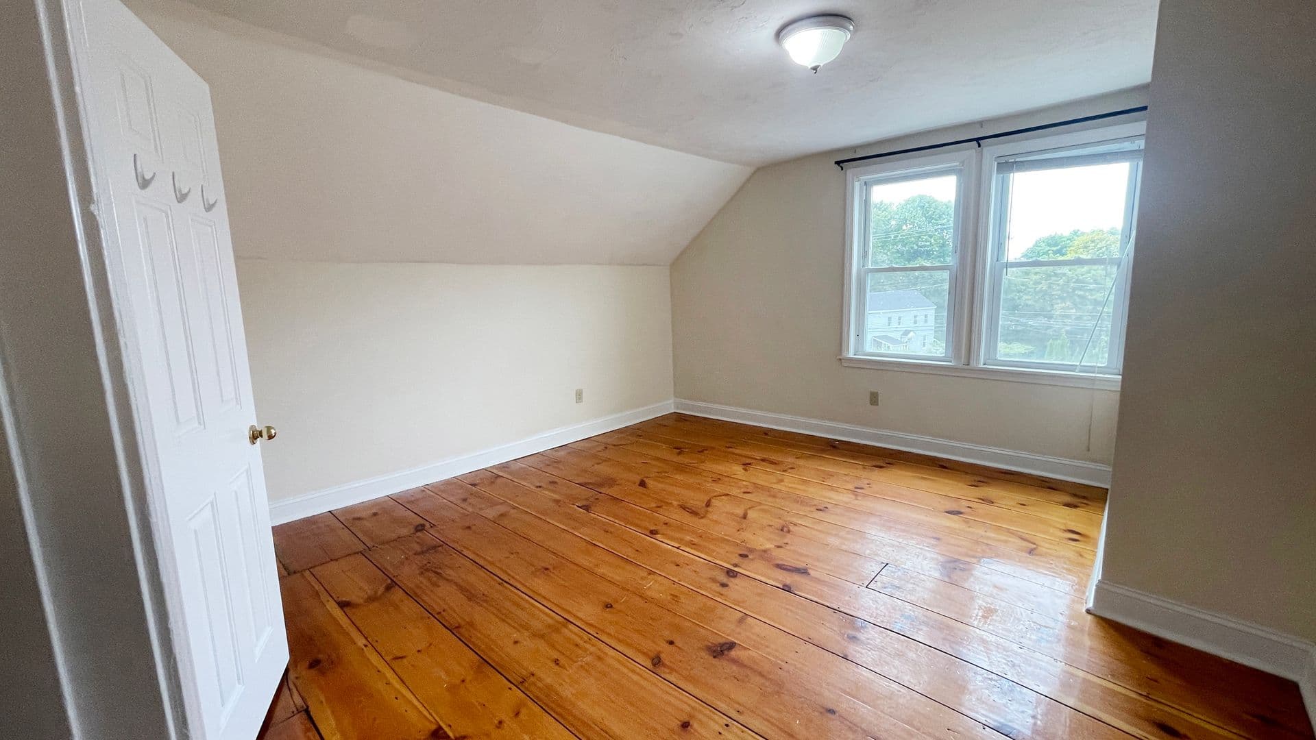 Gardner Apartment: 136 Central Street