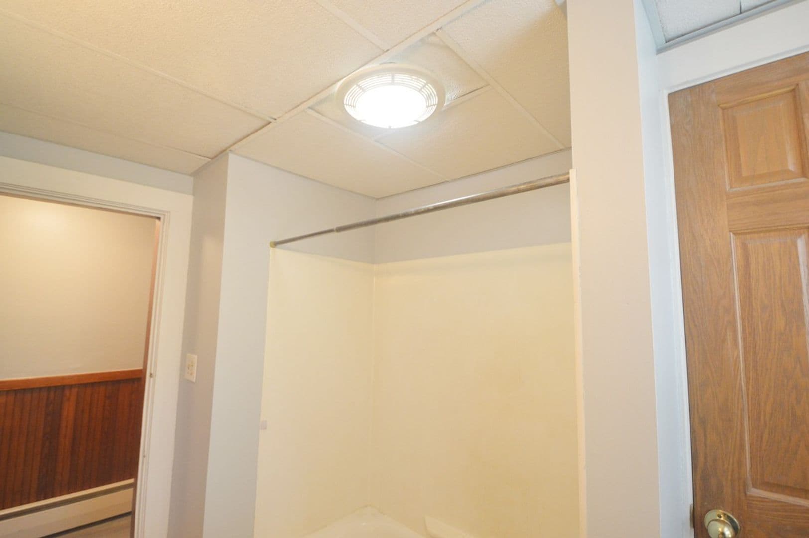 Fitchburg Apartment: 38 Cascade Street