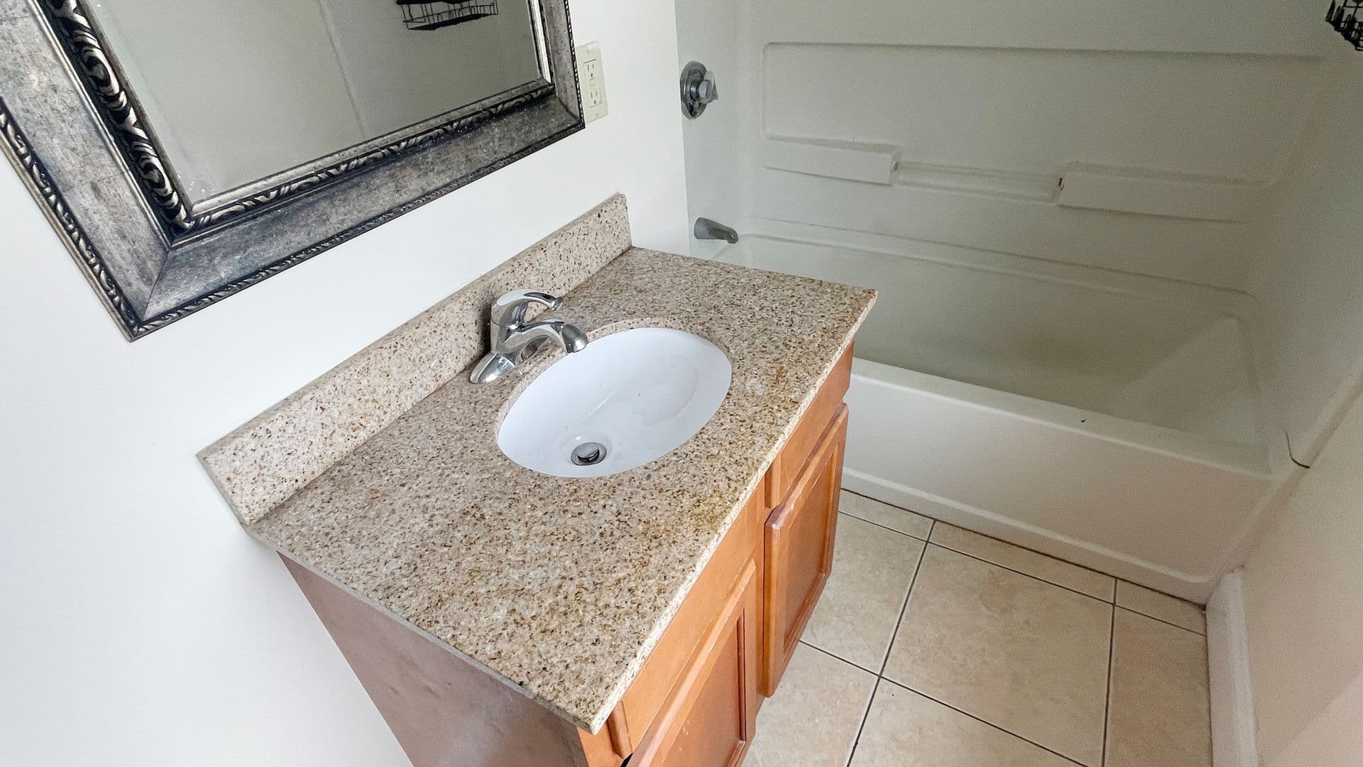 Gardner Apartment: 136 Central Street