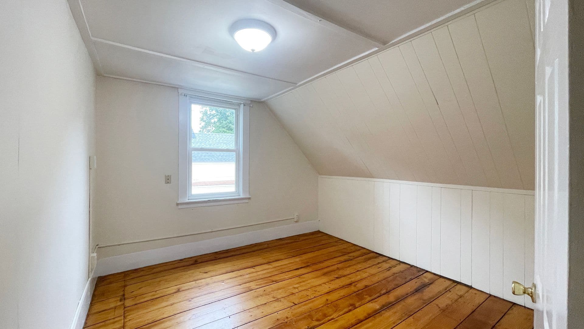 Gardner Apartment: 6 Maple Street
