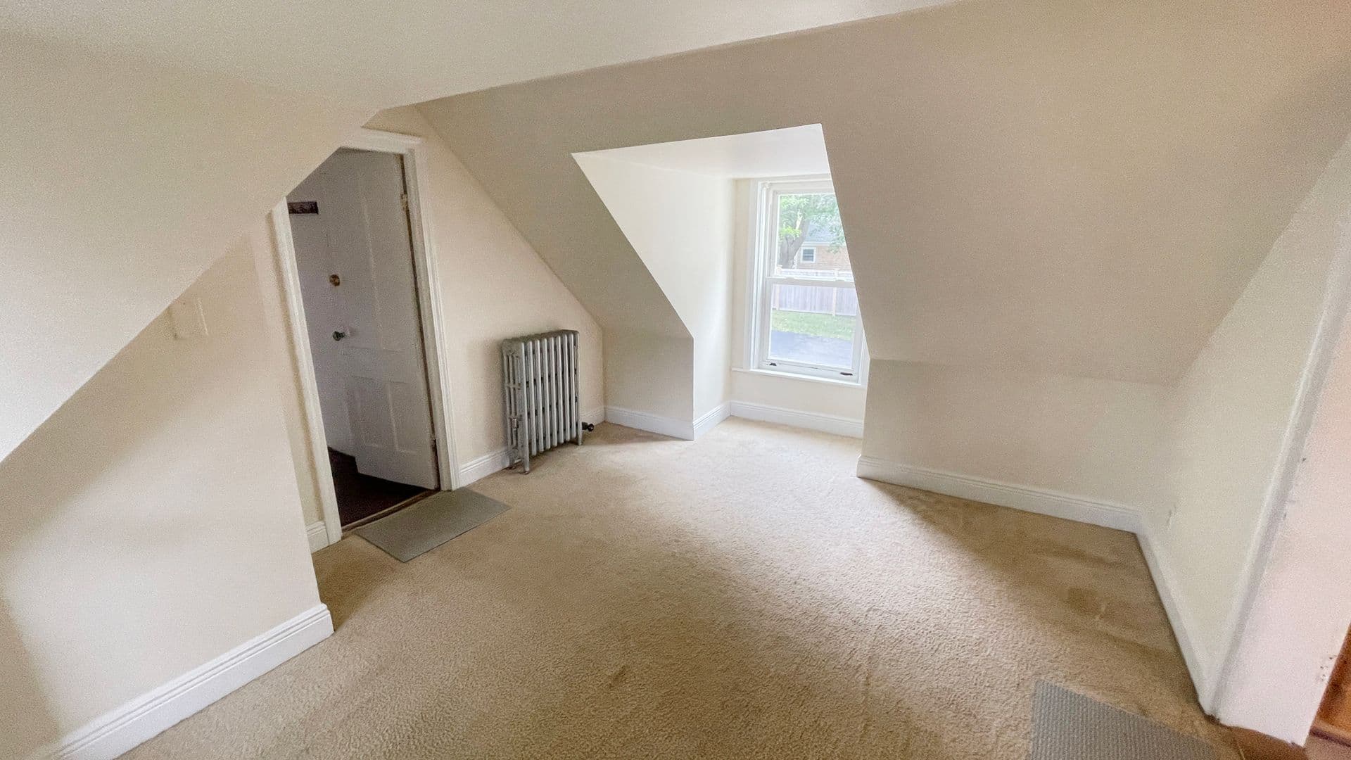Gardner Apartment: 6 Maple Street