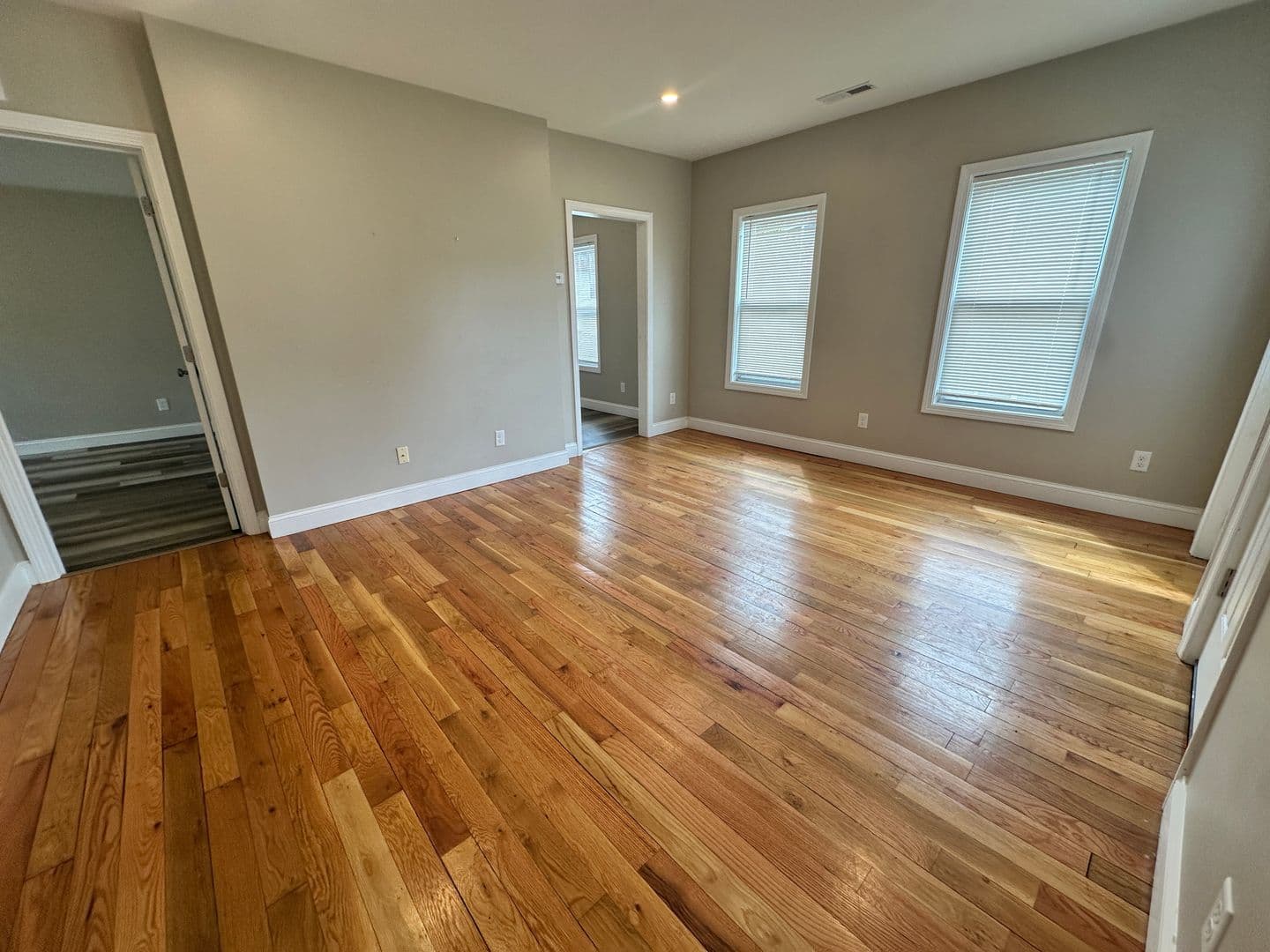 Fitchburg Apartment: 52 Myrtle Ave