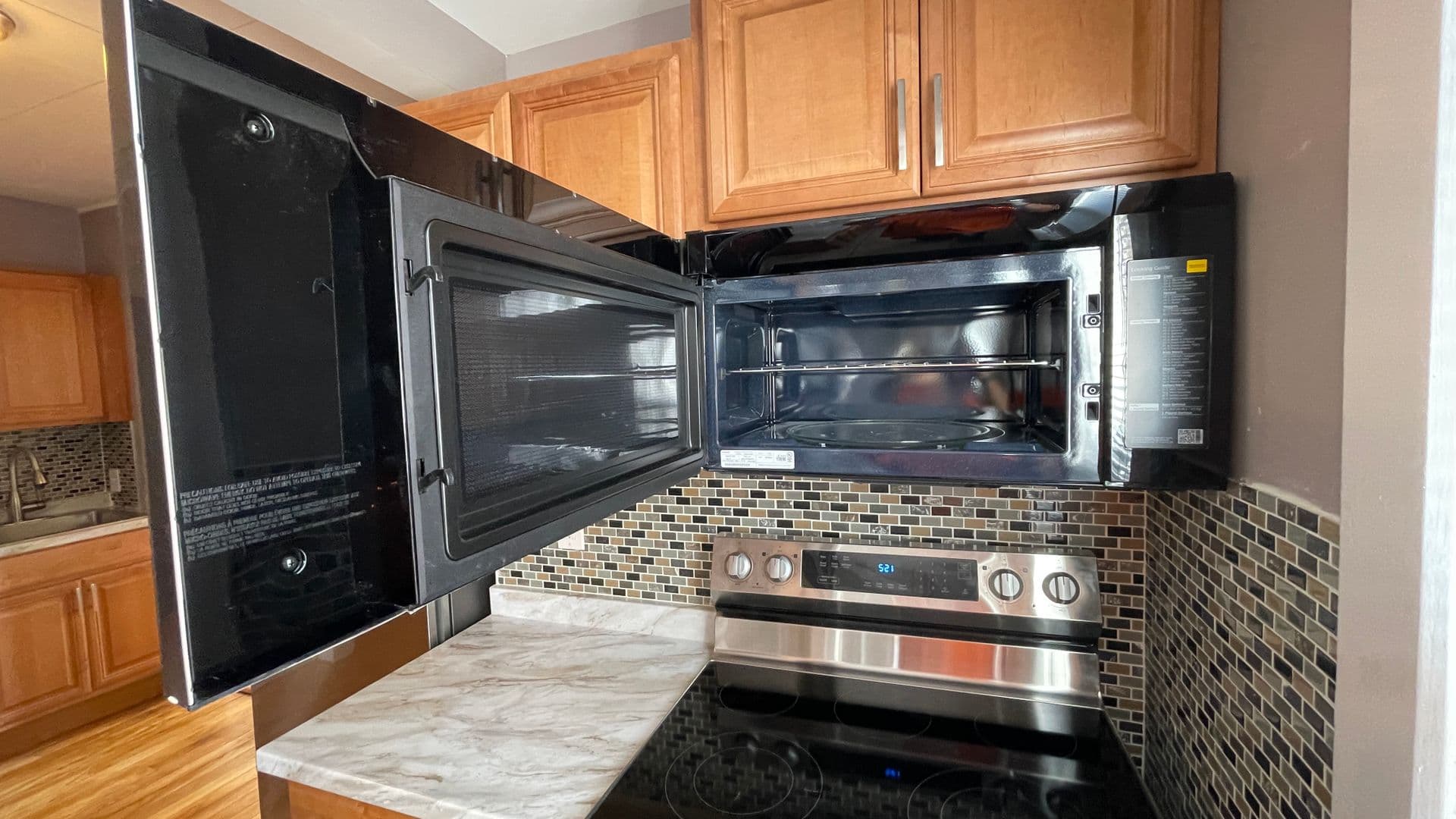 Gardner Apartment: 316 Parker Street