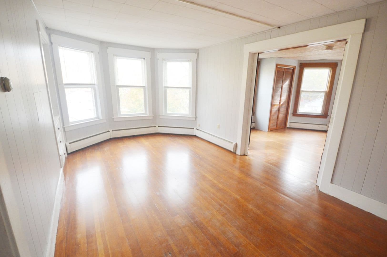 Fitchburg Apartment: 38 Cascade Street