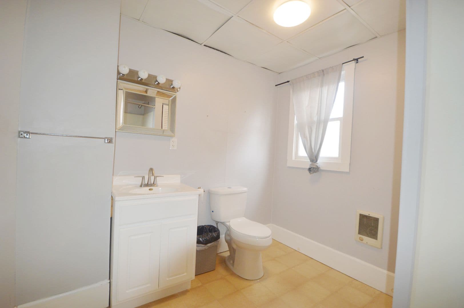 Gardner Apartment: 17 - 19 Walnut Street