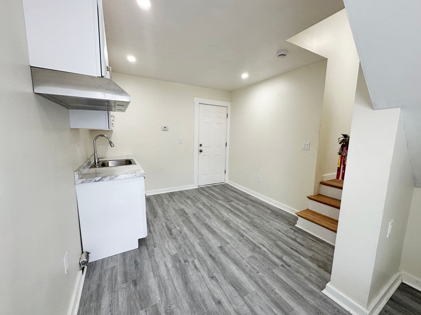 Fitchburg Apartment: 1008 Main Street