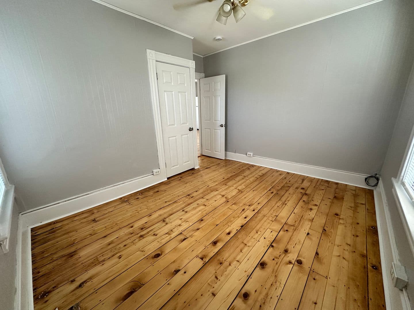 Gardner Apartment: 38 Oriole Street