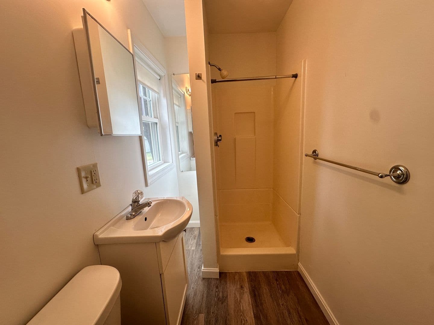 Ashburnham Apartment: 155 Center Street