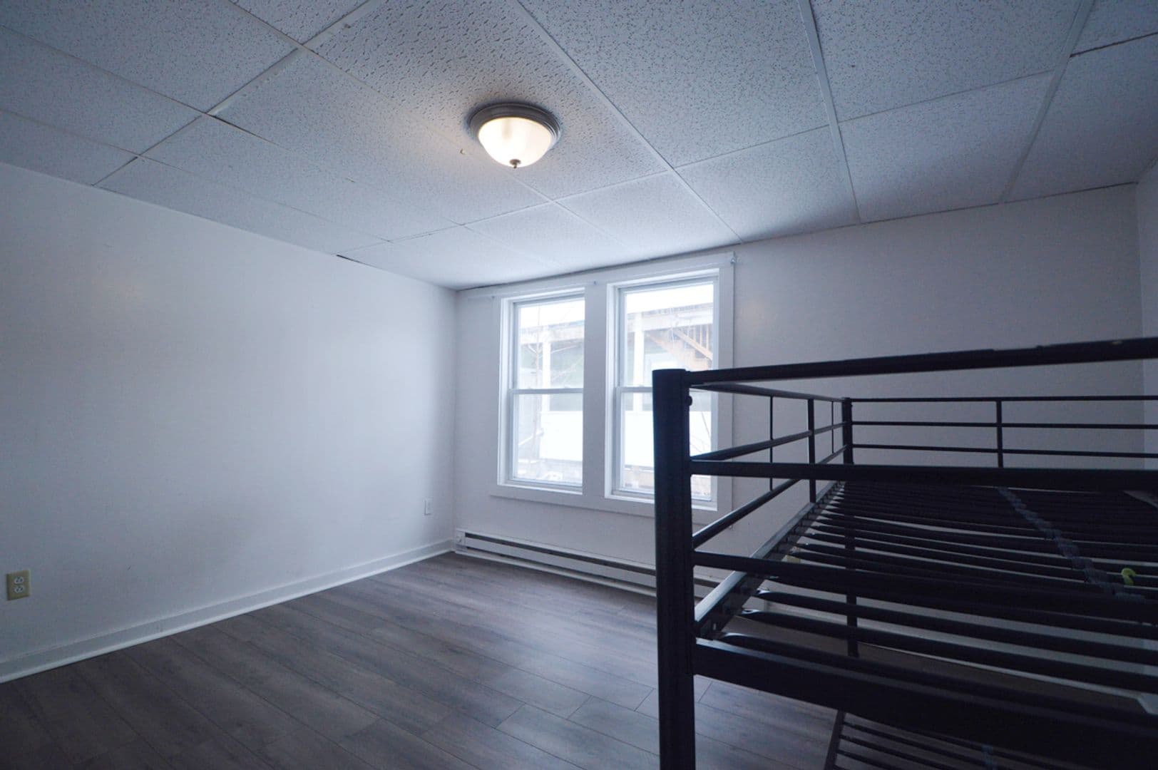 Gardner Apartment: 191 Main Street