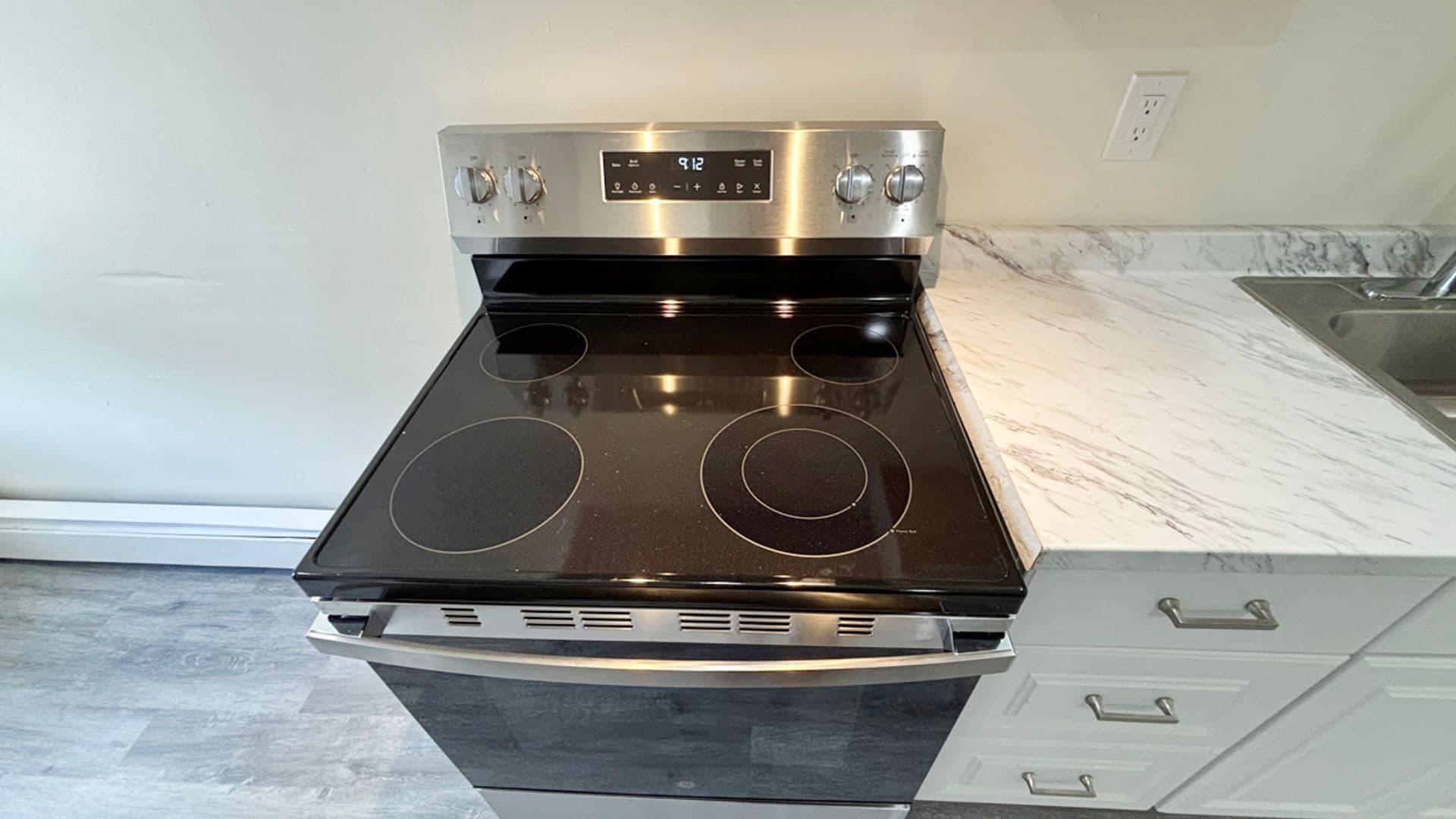 Fitchburg Apartment: 1008 Main Street