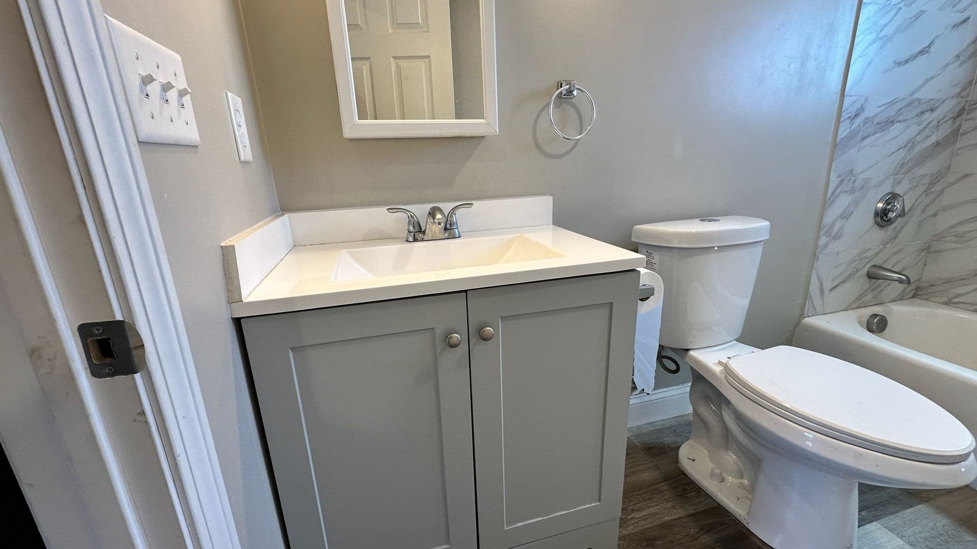 Fitchburg Apartment: 52 Myrtle Ave