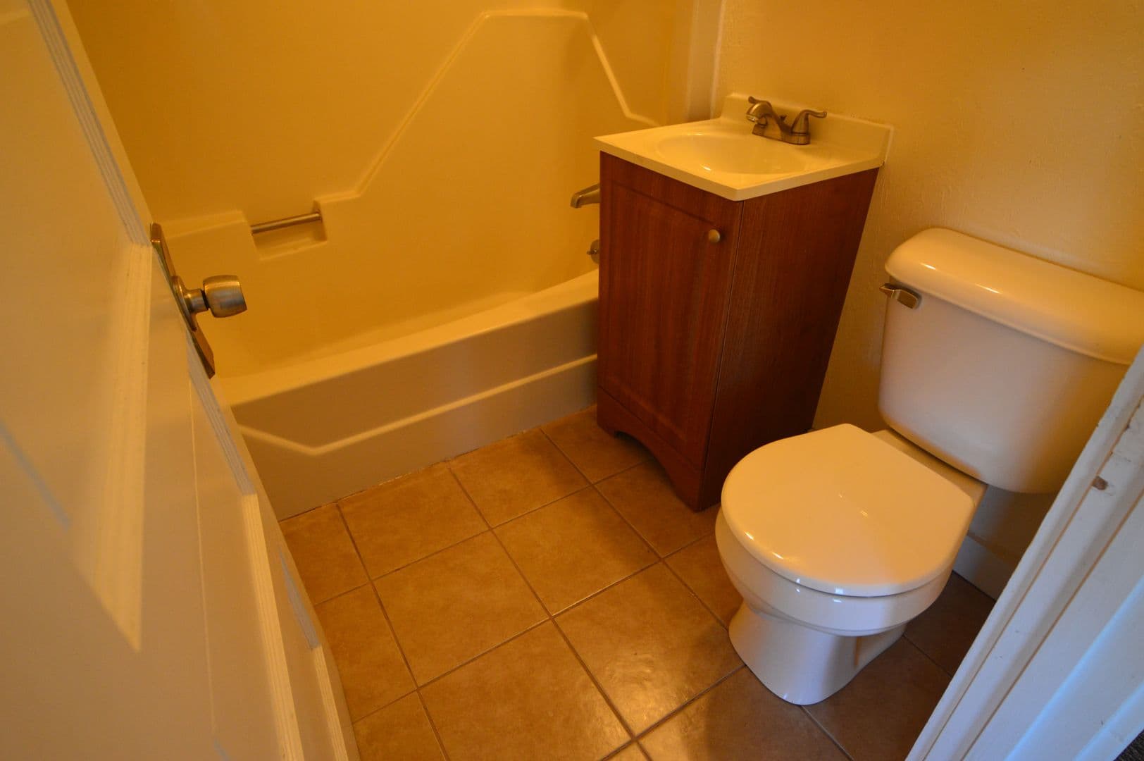 Fitchburg Apartment: 15-17 Winter Street