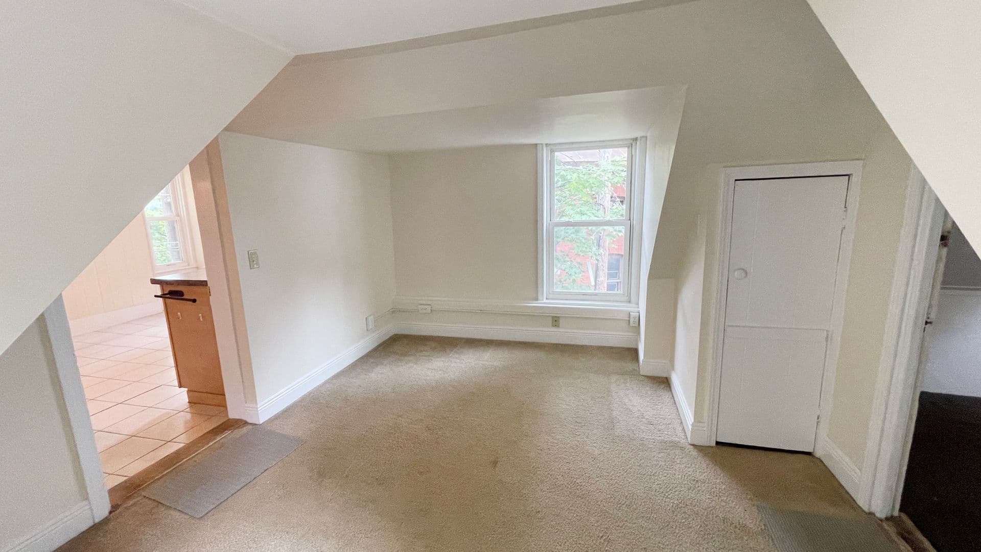 Gardner Apartment: 6 Maple Street