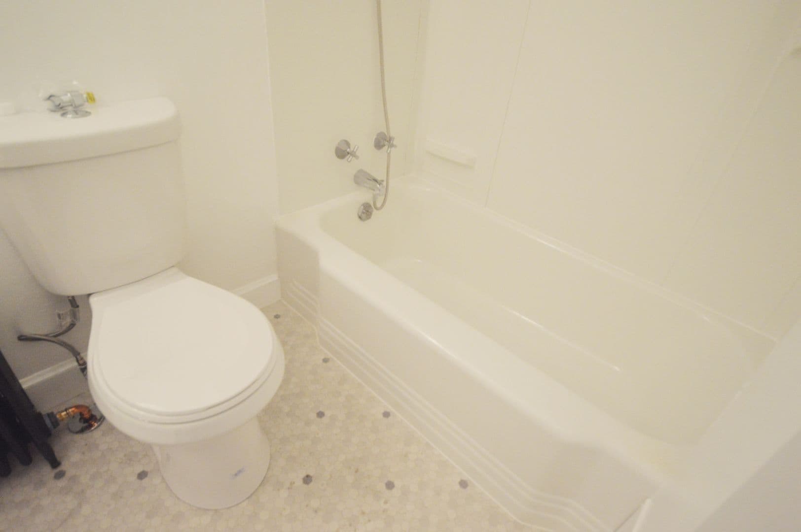Fitchburg Apartment: 487-493 Fairmount Street