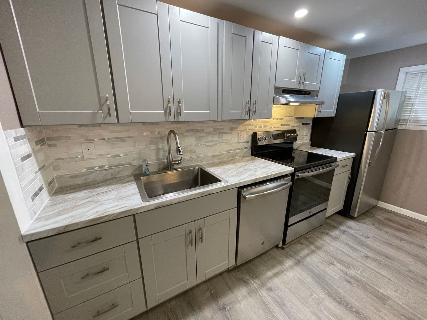 Gardner Apartment: 14 Marquette St
