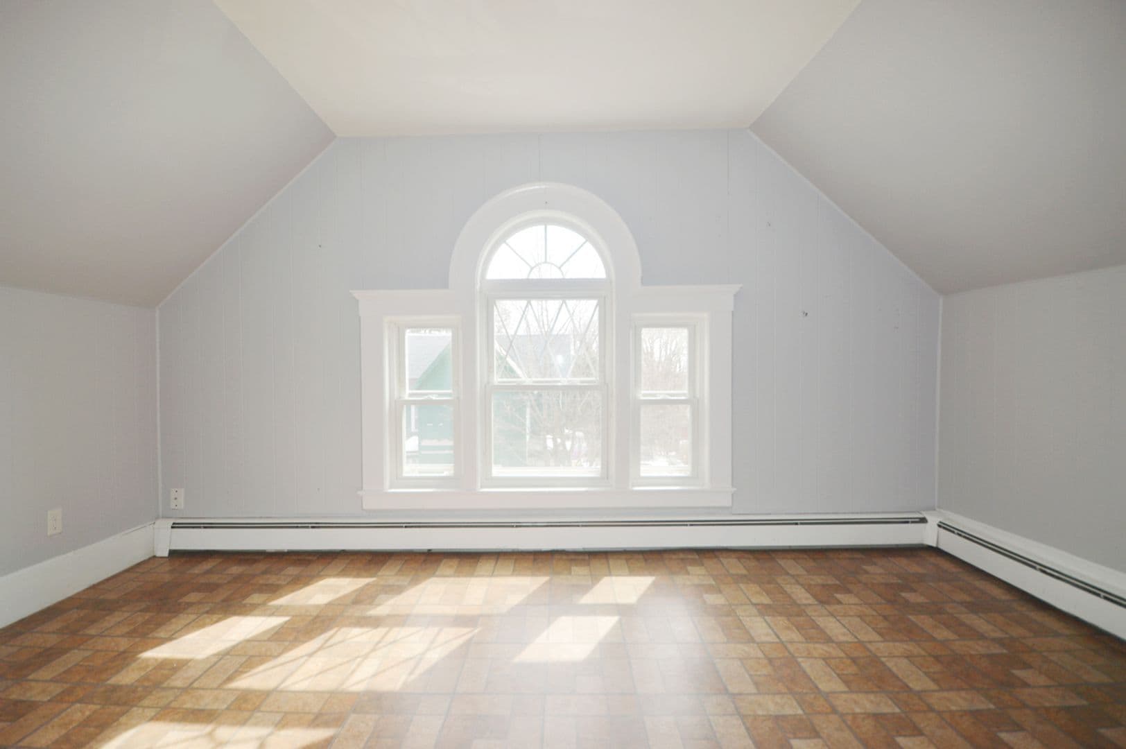 Gardner Apartment: 17 - 19 Walnut Street