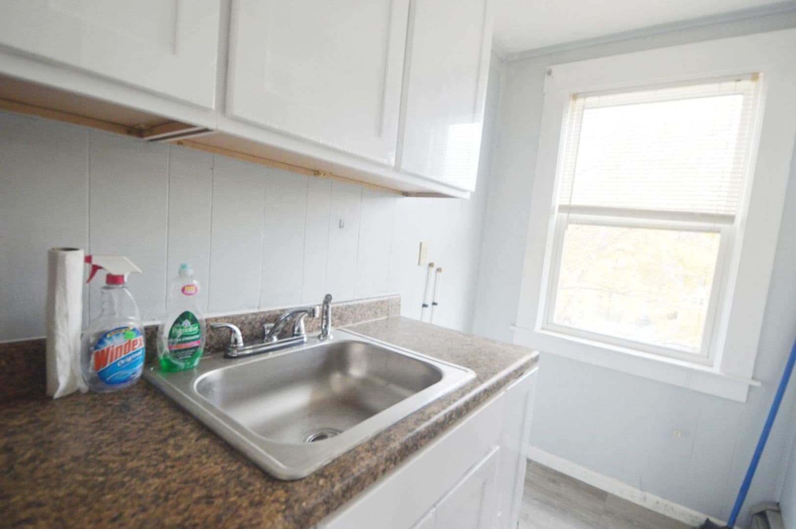Fitchburg Apartment: 38 Cascade Street