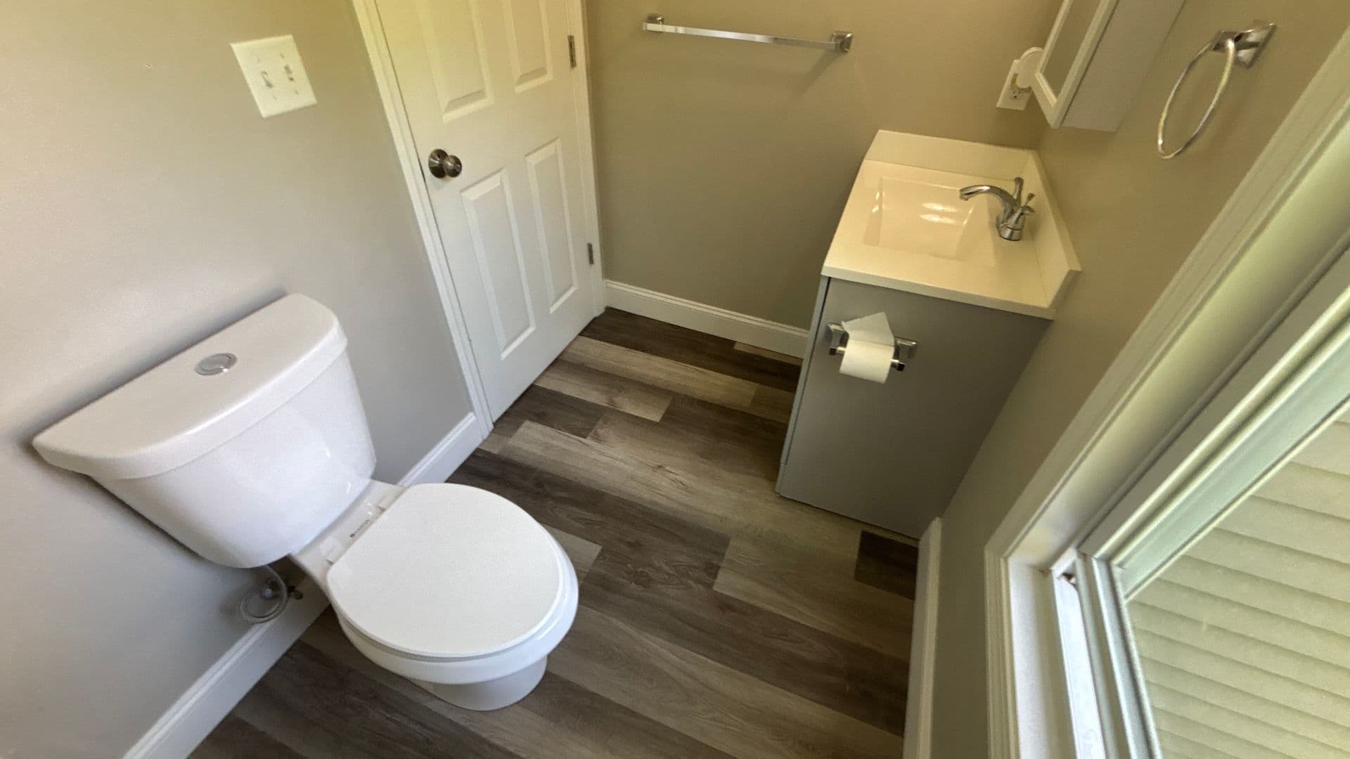 Fitchburg Apartment: 52 Myrtle Ave