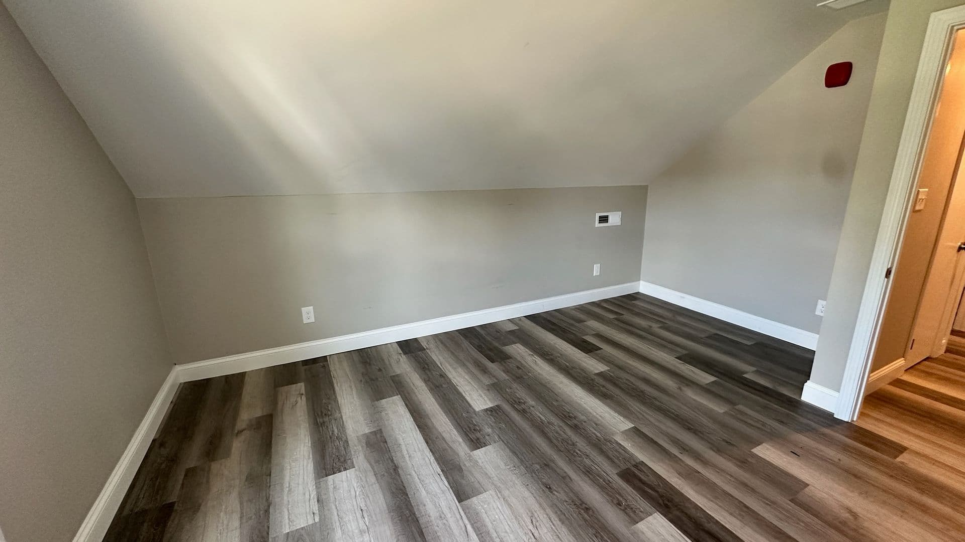 Fitchburg Apartment: 52 Myrtle Ave