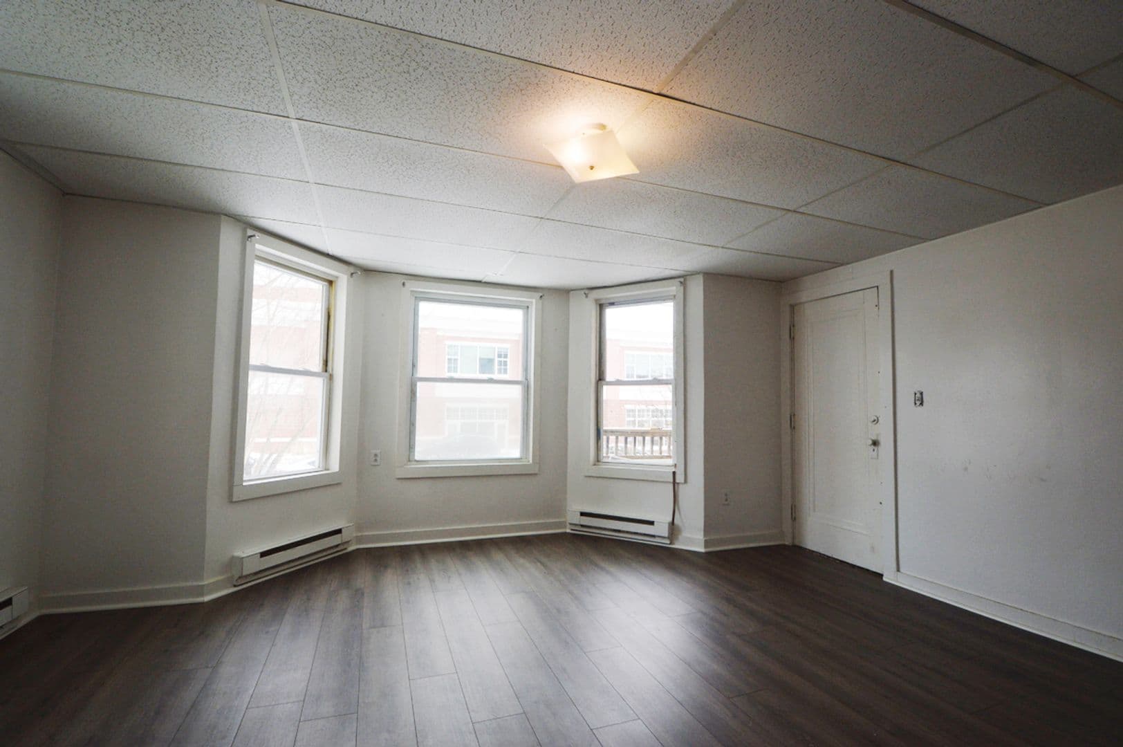 Gardner Apartment: 191 Main Street