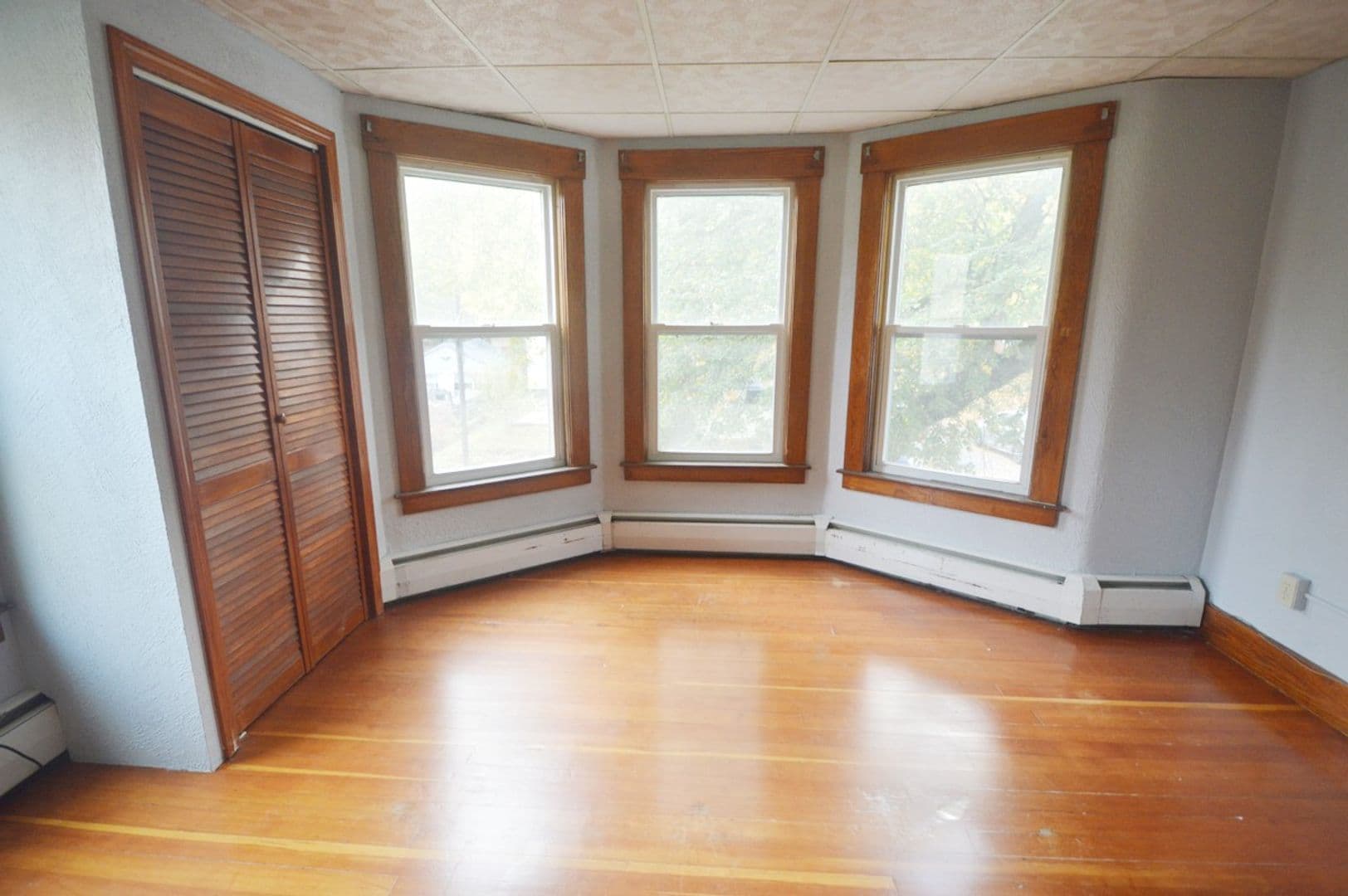 Fitchburg Apartment: 38 Cascade Street