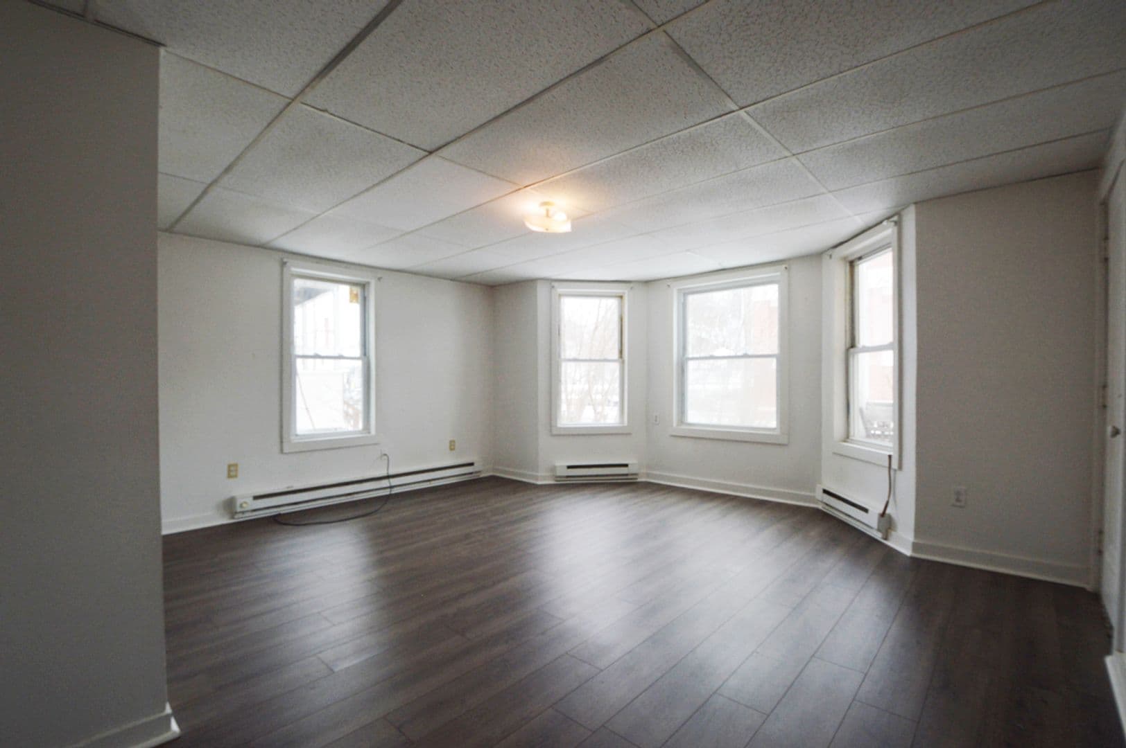 Gardner Apartment: 191 Main Street