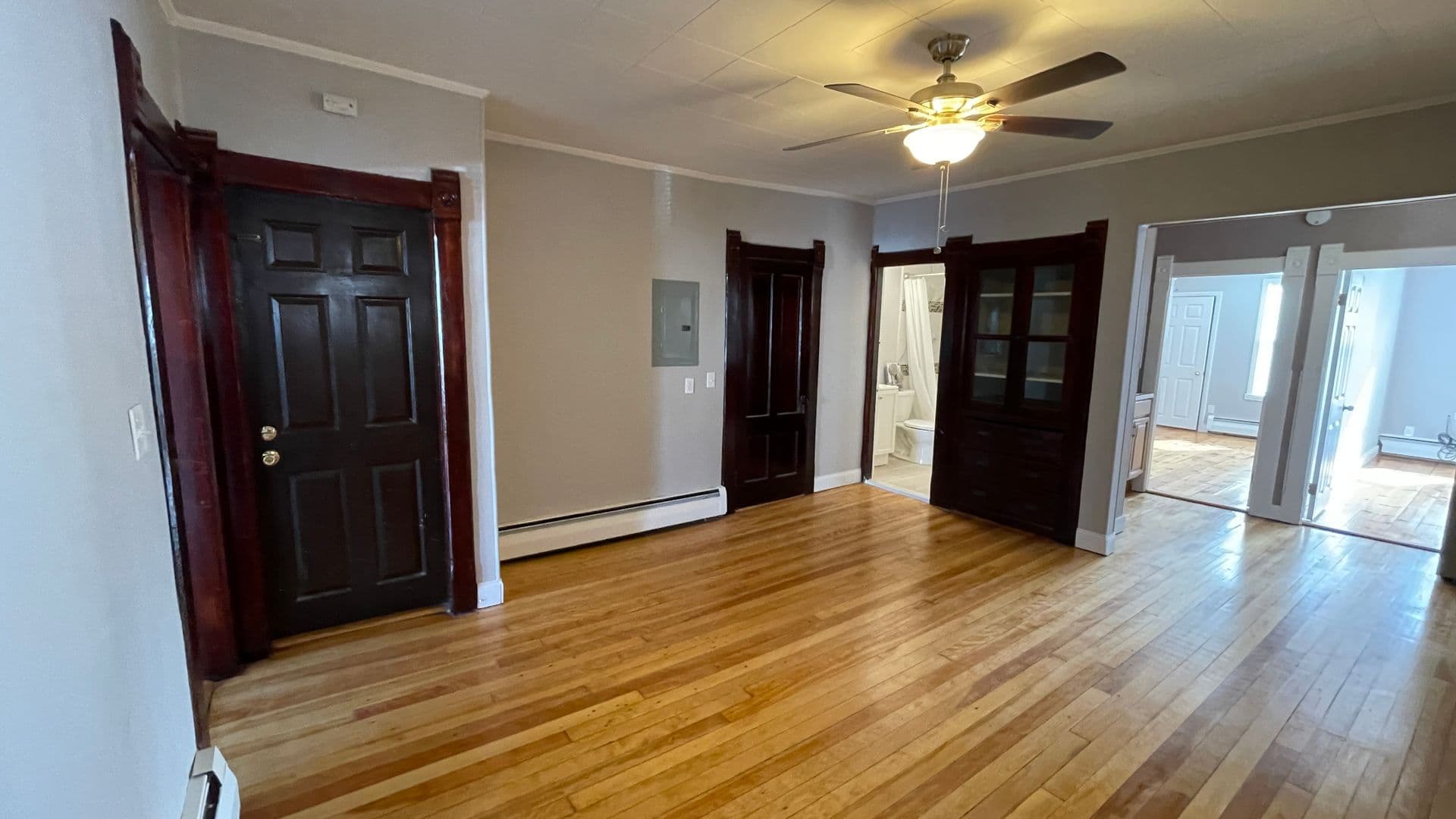 Gardner Apartment: 316 Parker Street