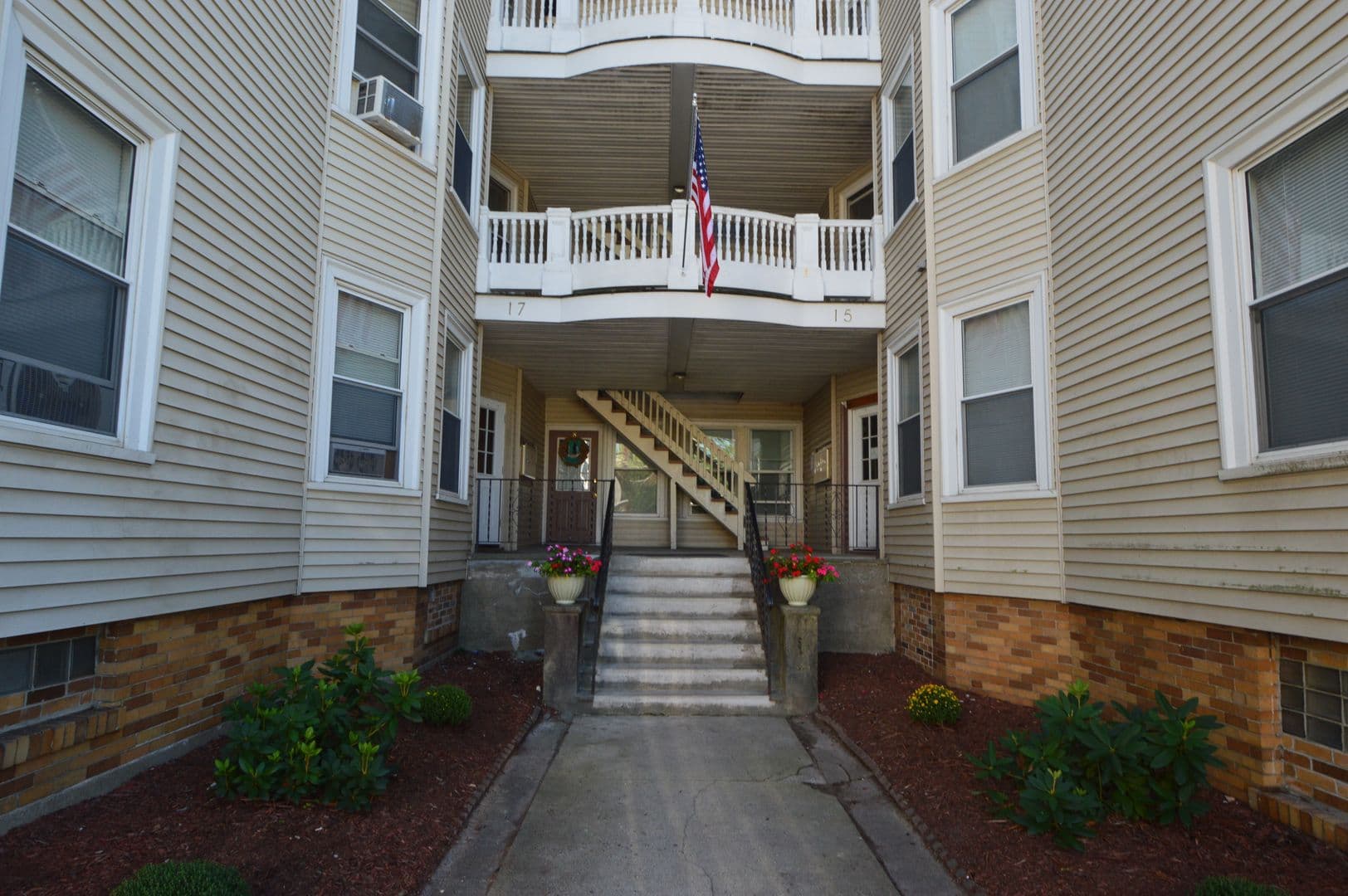 Fitchburg Apartment: 15-17 Winter Street