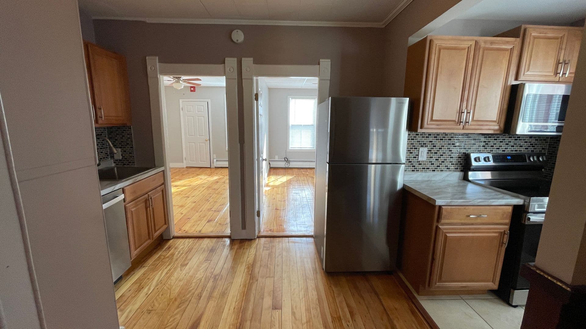 Gardner Apartment: 316 Parker Street
