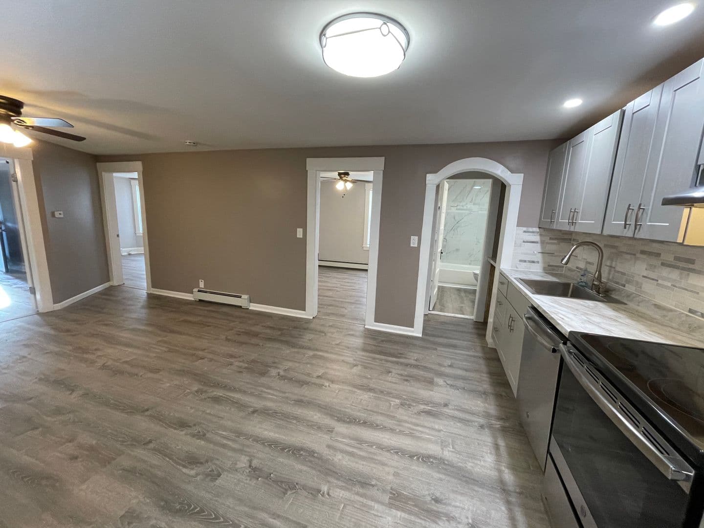 Gardner Apartment: 14 Marquette St