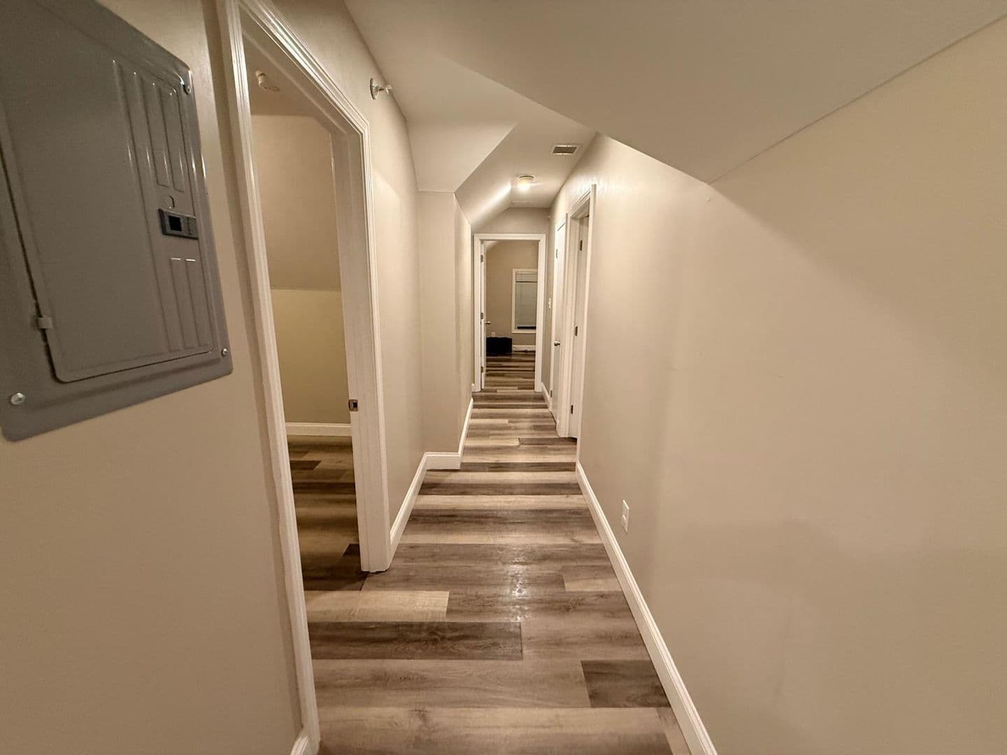 Fitchburg Apartment: 52 Myrtle Ave