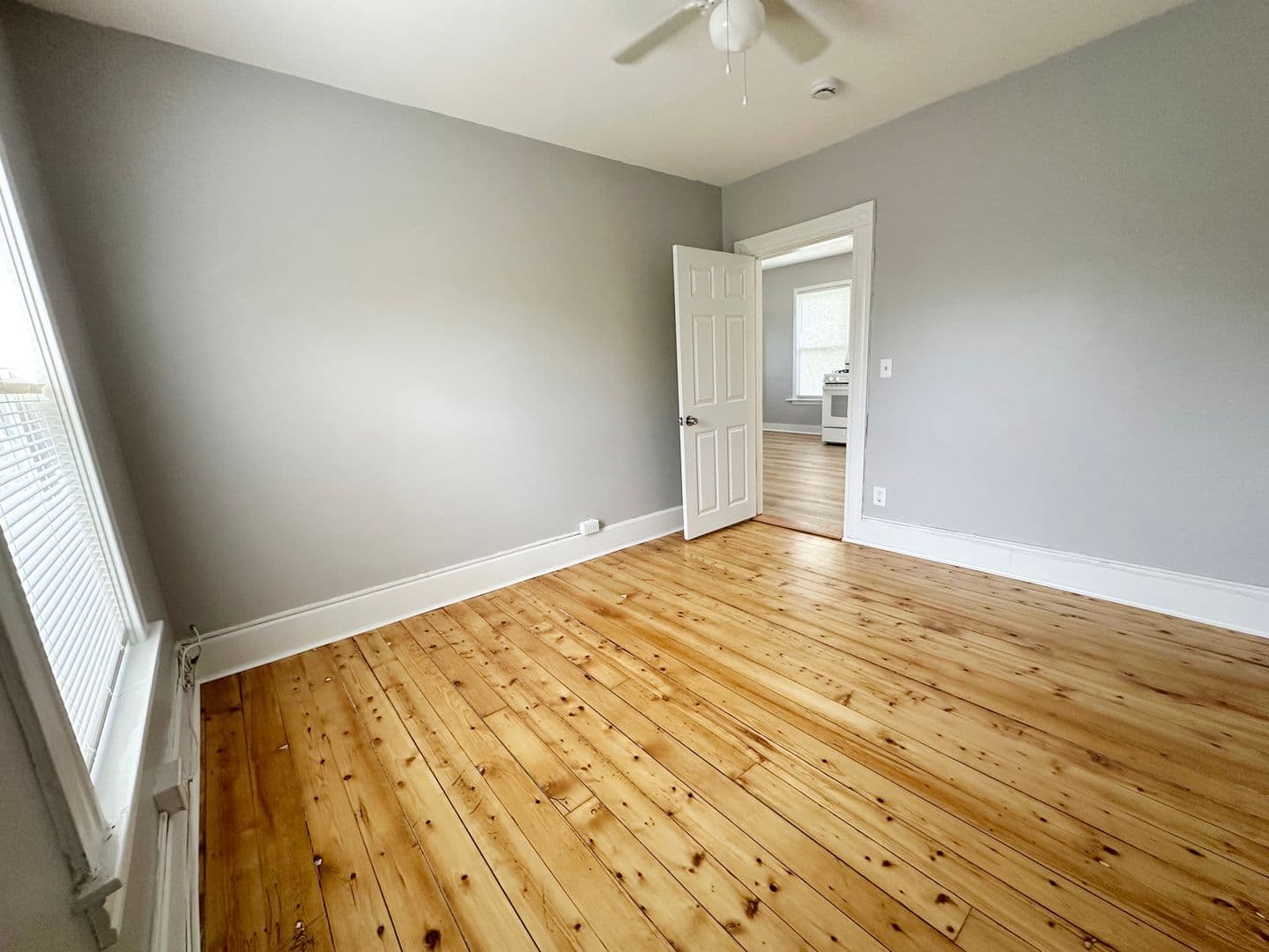 Gardner Apartment: 38 Oriole Street