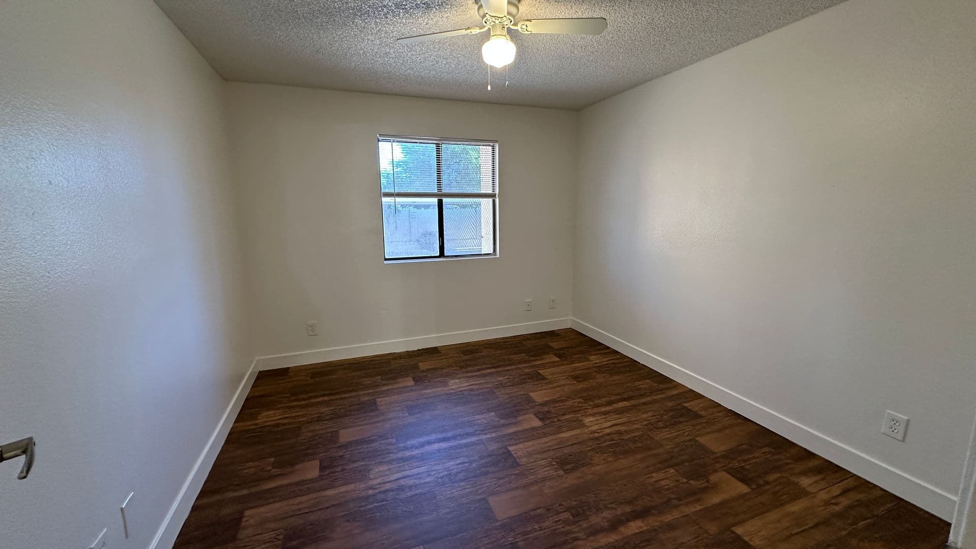 Tempe Apartment: 610 E Gilbert Dr.