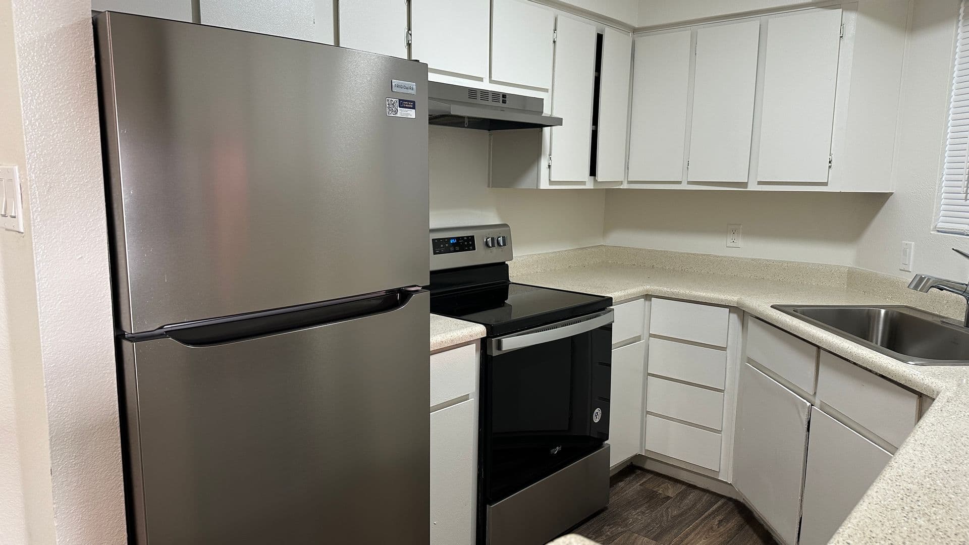 Tempe Apartment: 610 E Gilbert Dr.