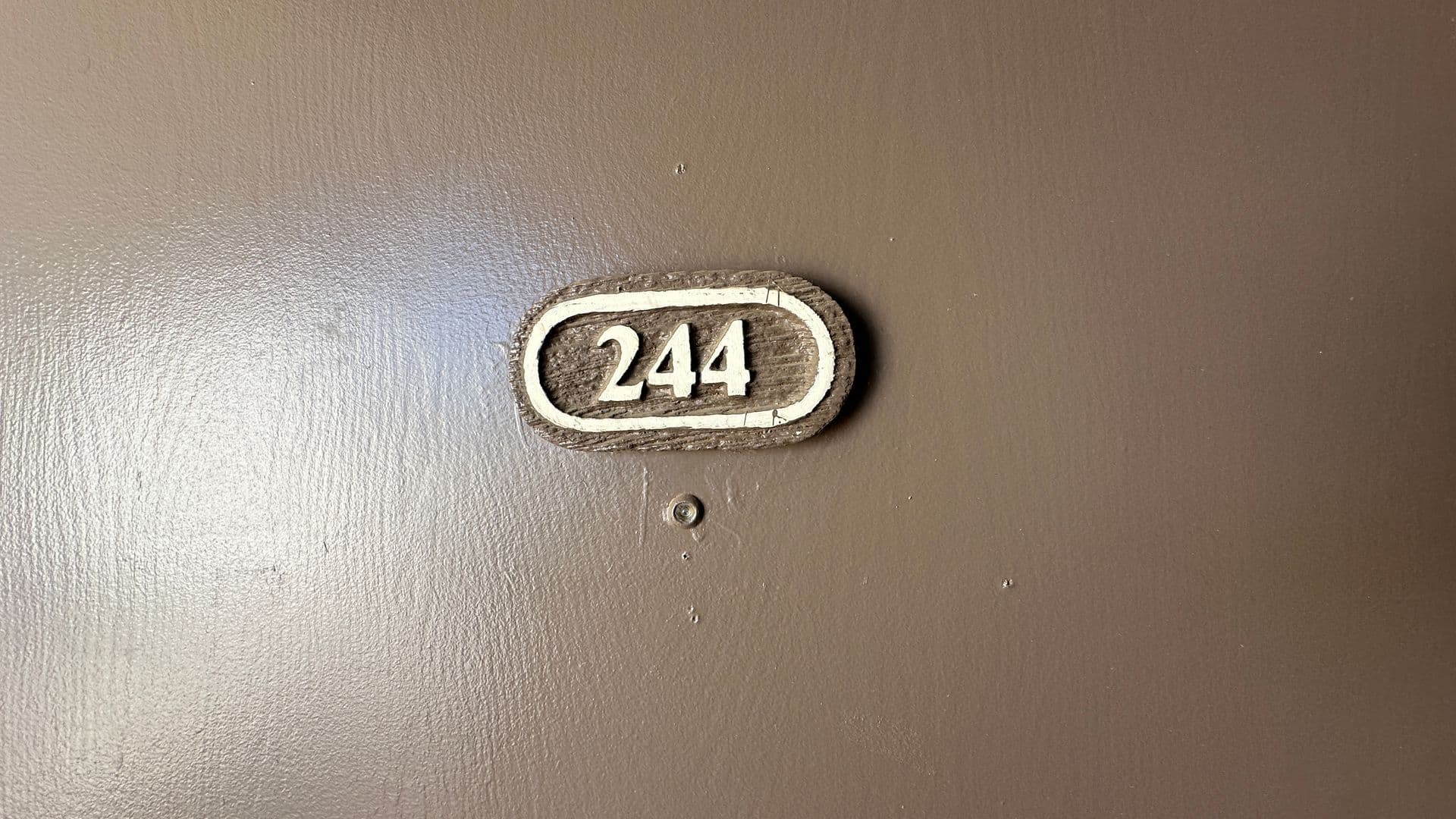 Tempe Apartment: 610 E Gilbert Dr.