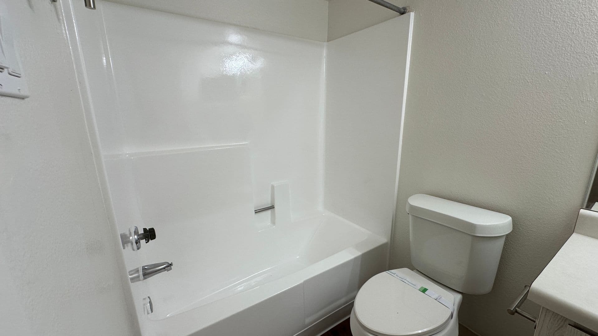 Tempe Apartment: 610 E Gilbert Dr.