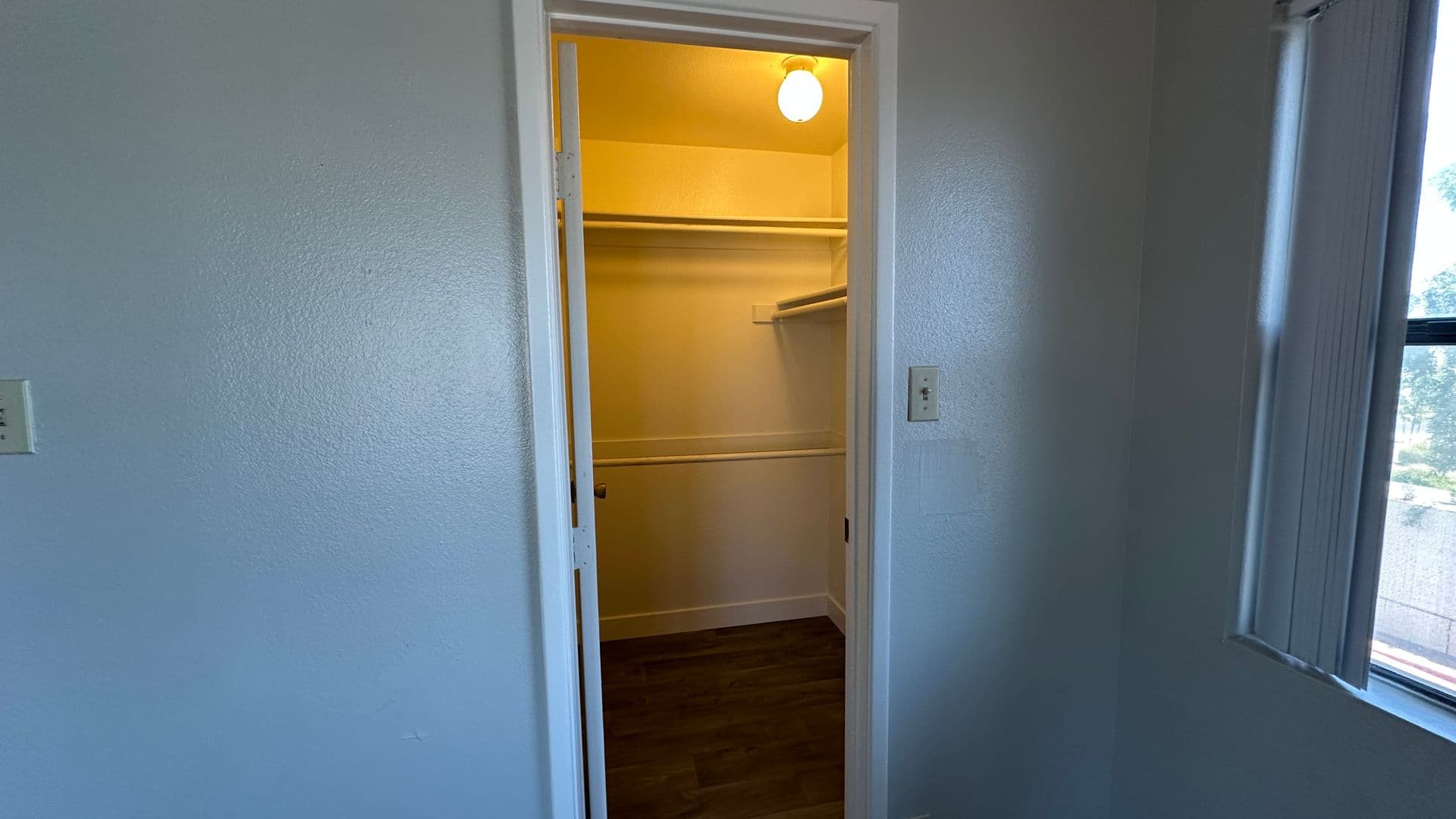 Tempe Apartment: 610 E Gilbert Dr.