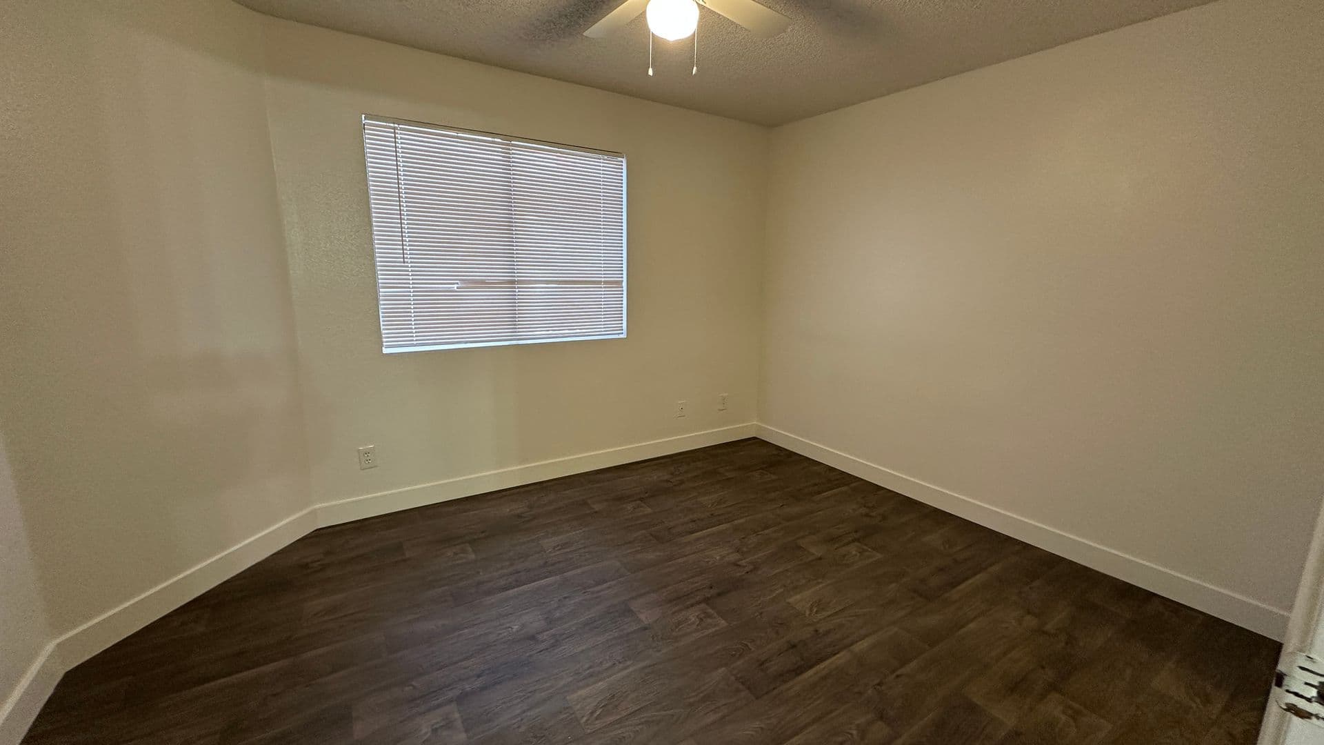 Tempe Apartment: 610 E Gilbert Dr.