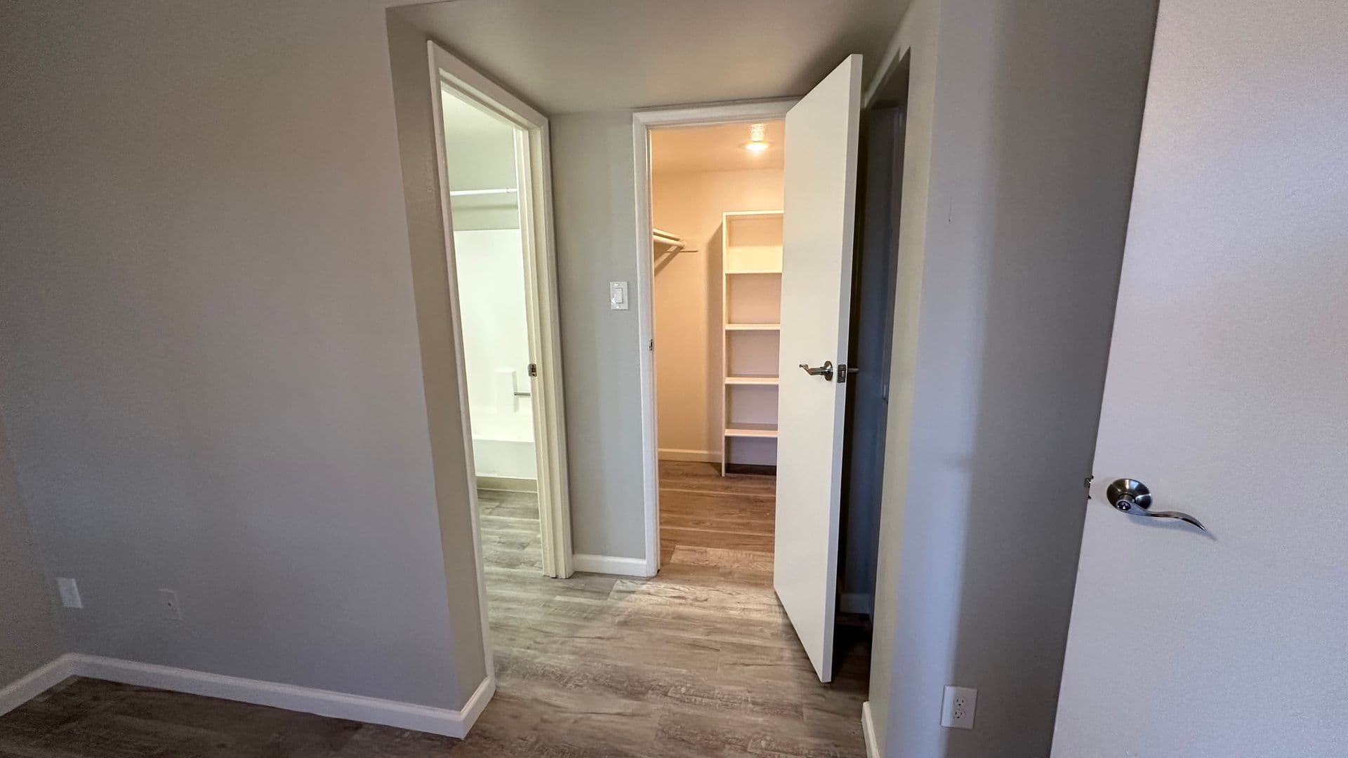 Tempe Apartment: 610 E Gilbert Dr.