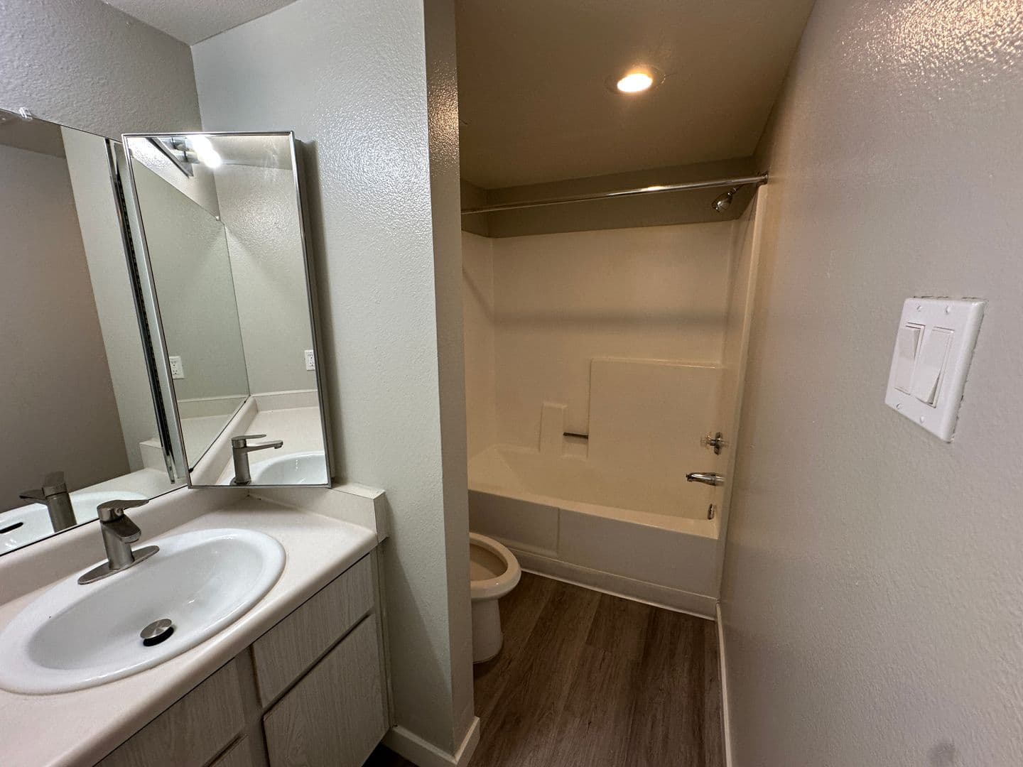 Tempe Apartment: 610 E Gilbert Dr.