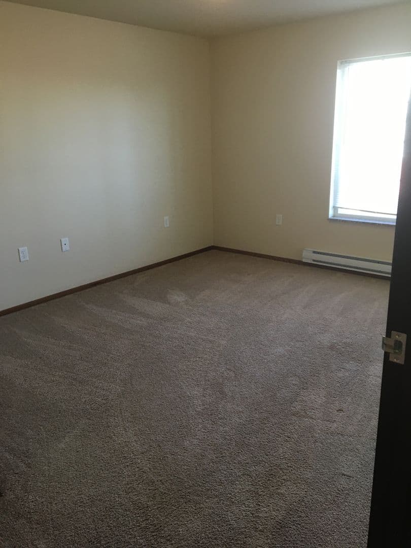 Bismarck Apartment: 100 Santa Fe