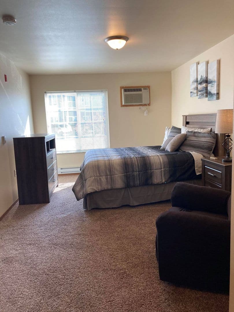 Bismarck Apartment: 100 Santa Fe