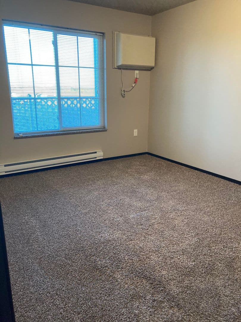 Bismarck Apartment: 100 Santa Fe