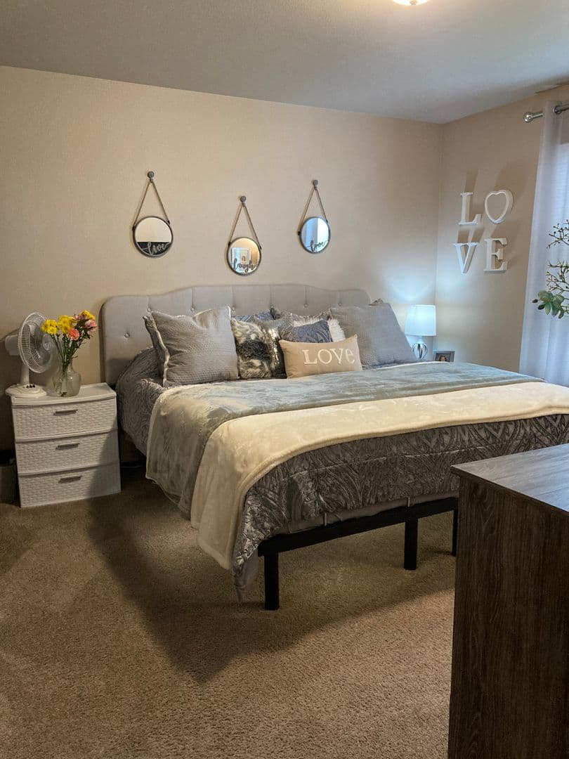 Bismarck Apartment: 100 Santa Fe
