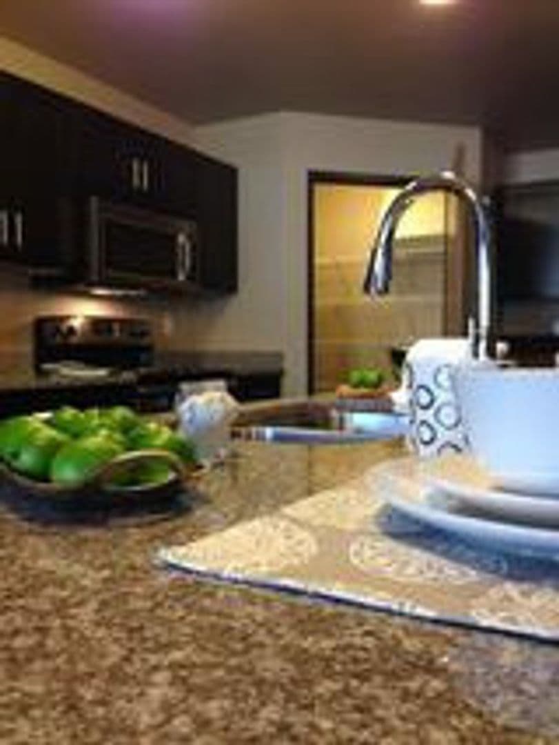 Bismarck Apartment: 100 Santa Fe